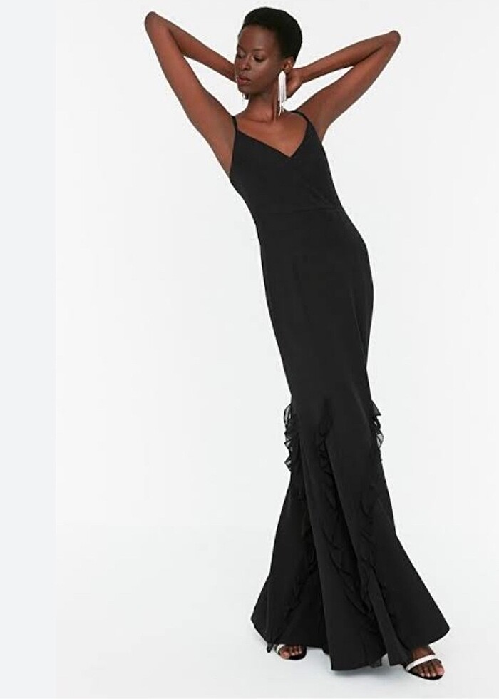 Siyah uzun abiye elbise - Görsel 3