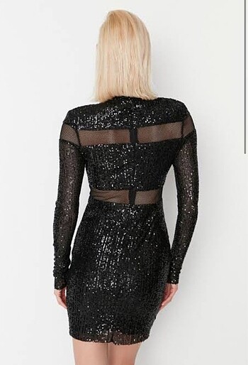 Sadece bir kere iki saat giyildi - Görsel 7