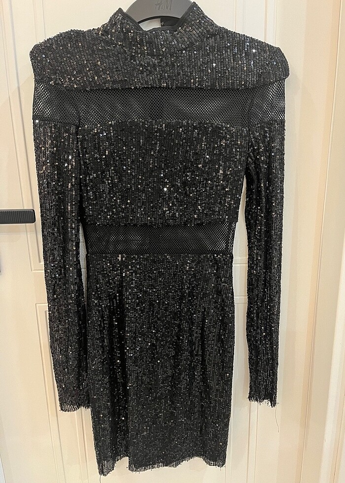 Sadece bir kere iki saat giyildi - Görsel 4