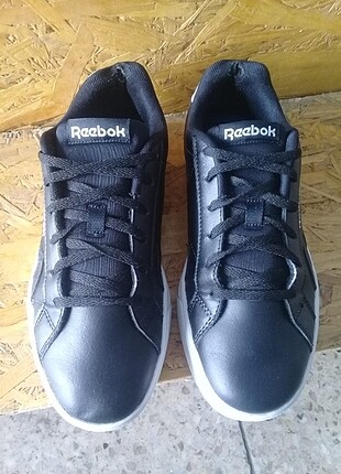 37 buçuk numara orijinal Reebok