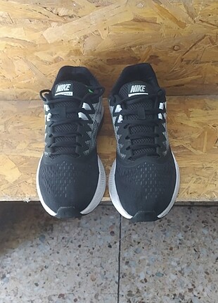 44 numara orijinal Nike çok iyi durumda