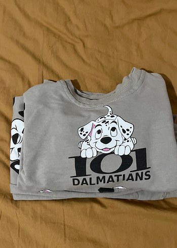 Dalmation Desenli Gri Düğmeli Köpek Kıyafeti - Görsel 3