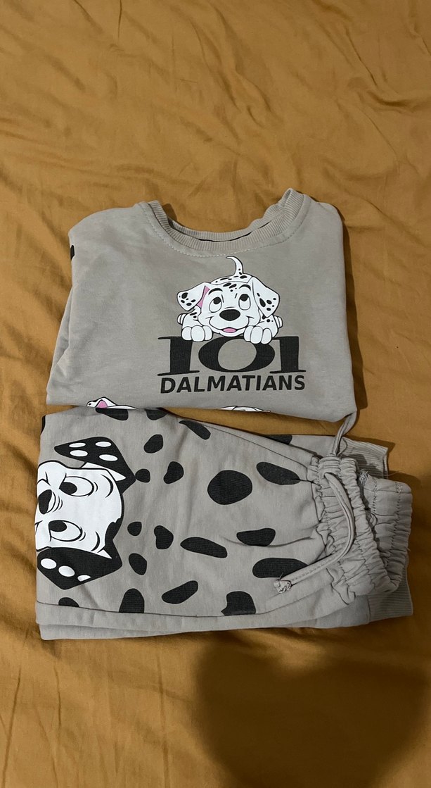 Dalmation Desenli Gri Düğmeli Köpek Kıyafeti - Görsel 2