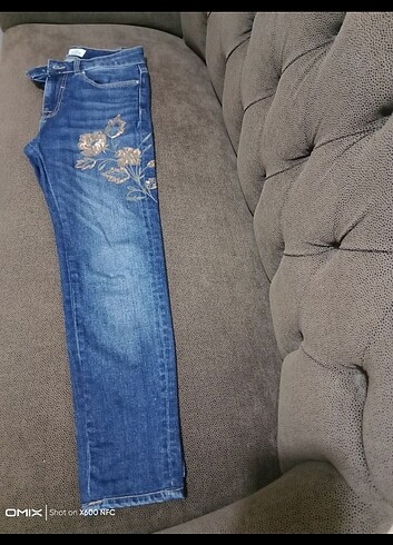 Pul işlemeli jean