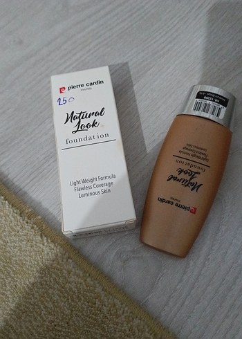 Pierre Cardin Pierre Cardin Natural Look Fondöten 250 Beige