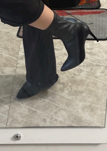 Siyah Streç Topuklu Bot - Görsel 2