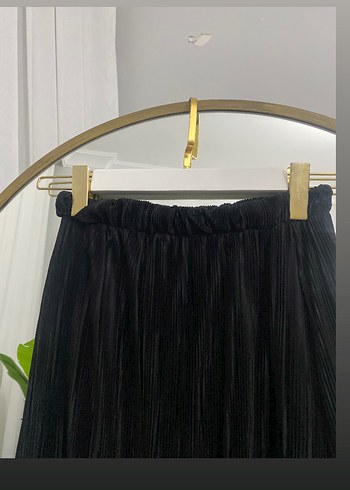 Siyah Pilili Uzun Kadın Etek - Görsel 2