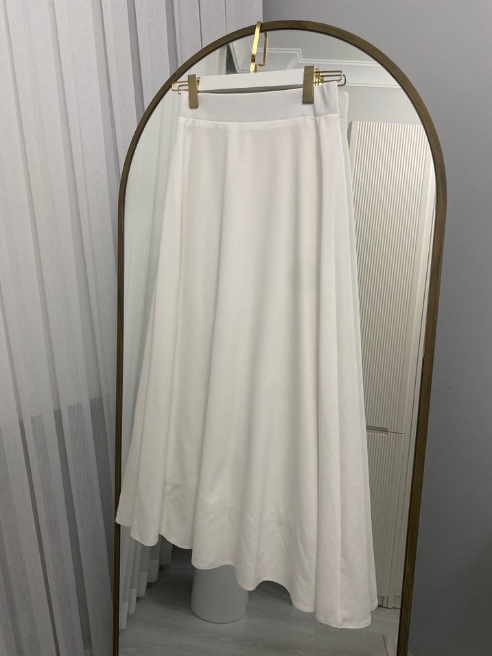 Nur Özkul beyaz astarlı kloş etek - Görsel 3