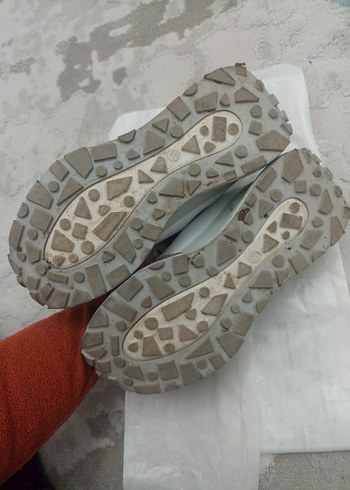 Gri-Beyaz Bağcıklı Kadın Spor Ayakkabı - Görsel 7