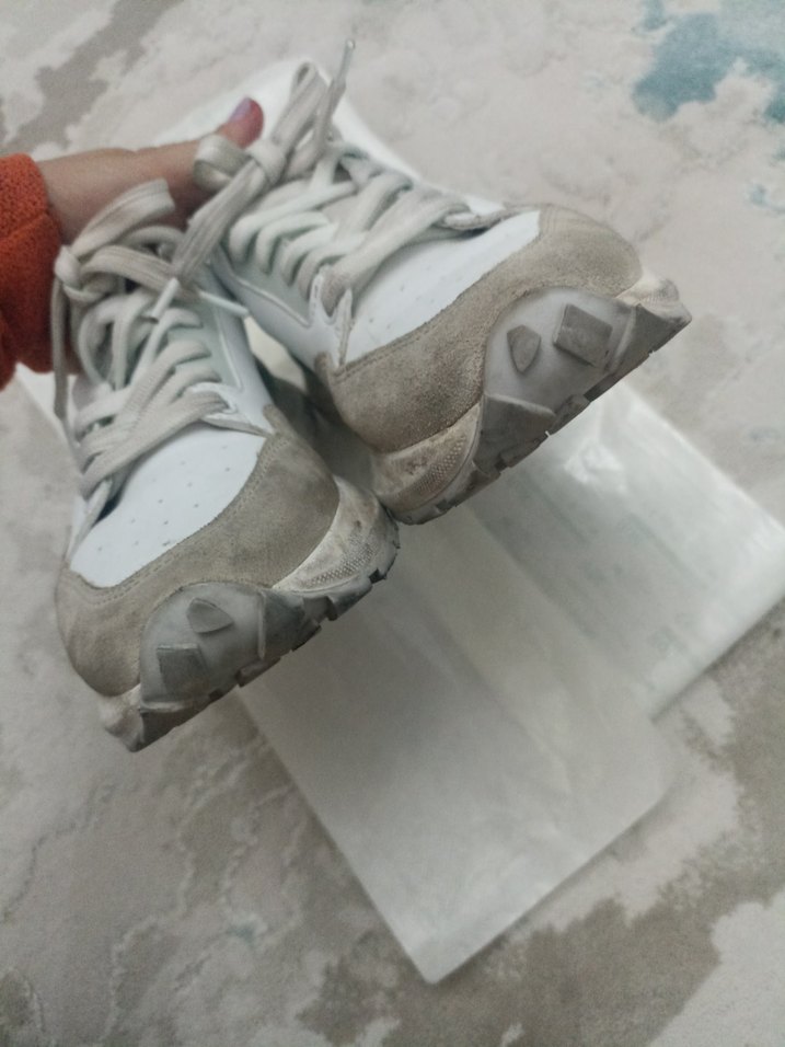 Gri-Beyaz Bağcıklı Kadın Spor Ayakkabı - Görsel 5