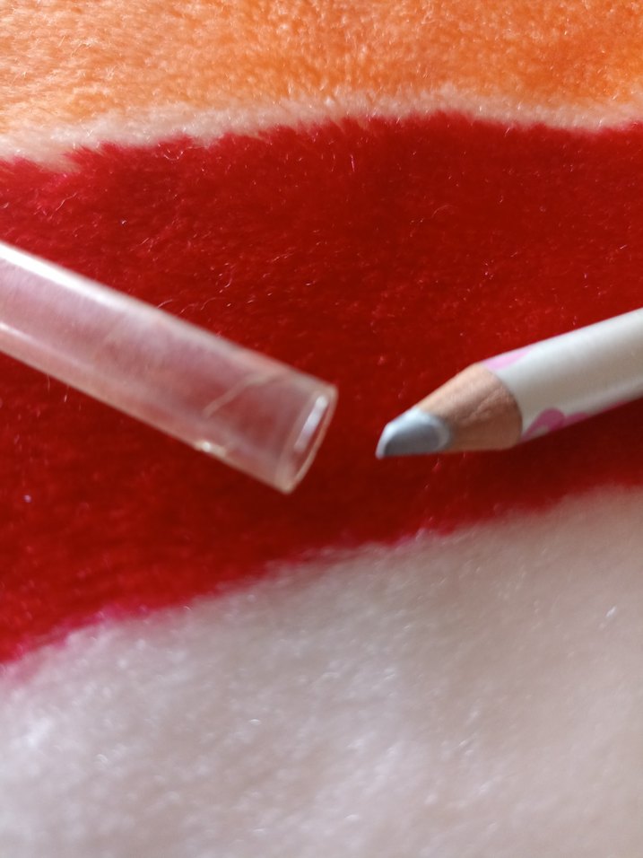 Gümüş renk göz Kalemi - Görsel 2