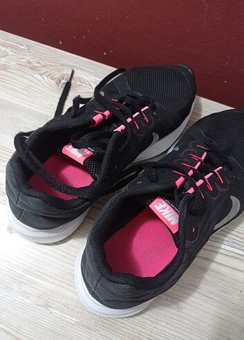 Nike Bayan Spor ayakkabı