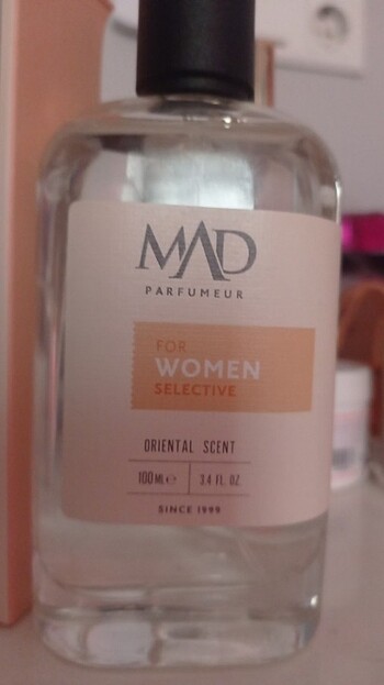 Madeleine Thompson Bayan parfüm 