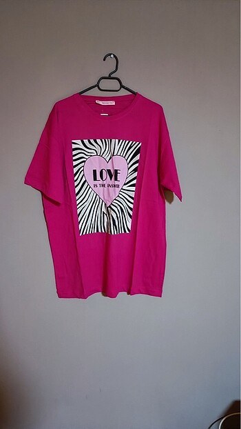Love İs The Answer Yazılı T-Shirt