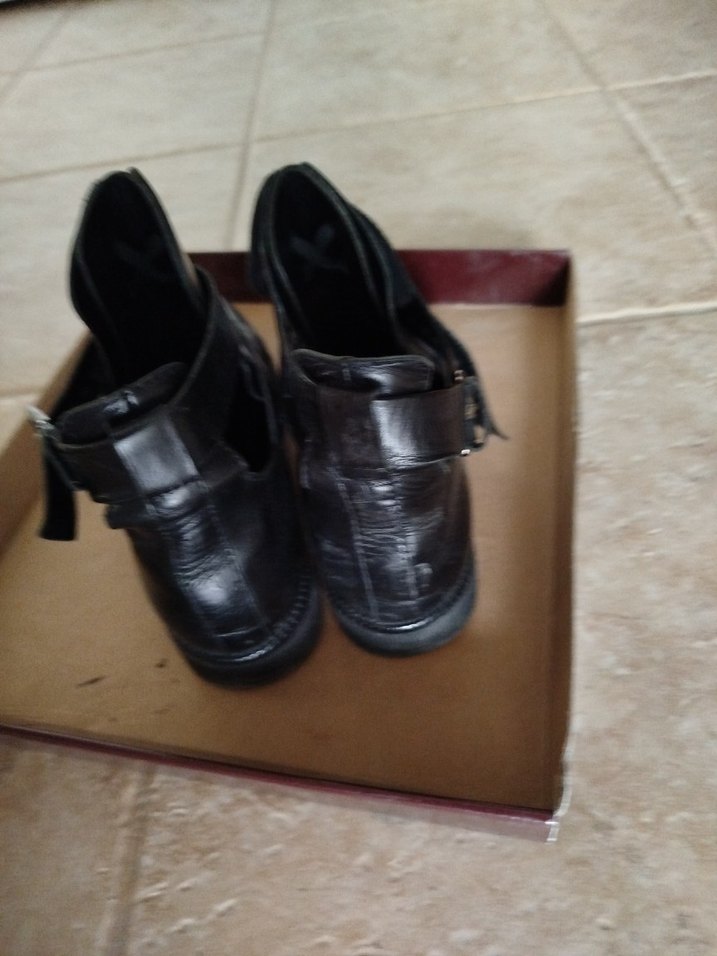 Tokalı tanca Siyah Deri Kadın Bot - Görsel 3