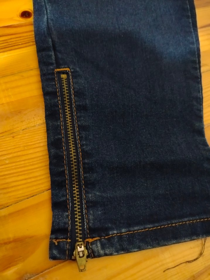 Kadın Parlak Lacivert Midi Denim Pantolon - Görsel 3