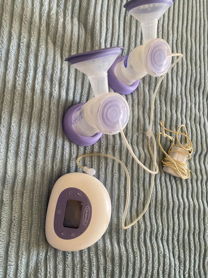 Lansinoh Gri Beyaz Göğüs Pompası - Görsel 2