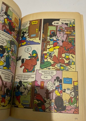 Mickey Mouse İyi Ki Doğdun! Çocuk Kitabı - Görsel 2