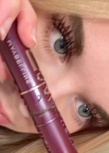 Maybelline Burgundy Haze Mor Maskara TÜKENDİ - Görsel 3