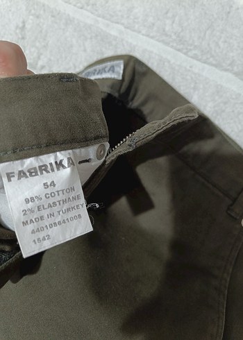 Düğmeli Rahat Kesim Keten Erkek Şort - Görsel 4