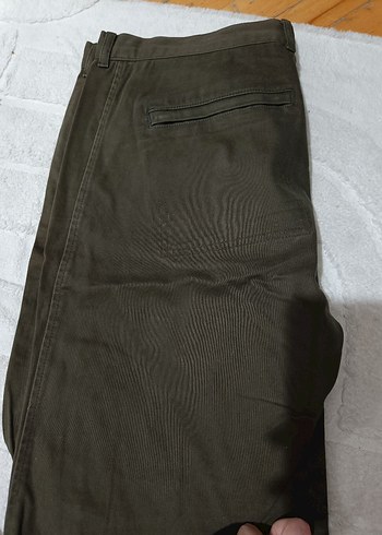 Düğmeli Rahat Kesim Keten Erkek Şort - Görsel 3