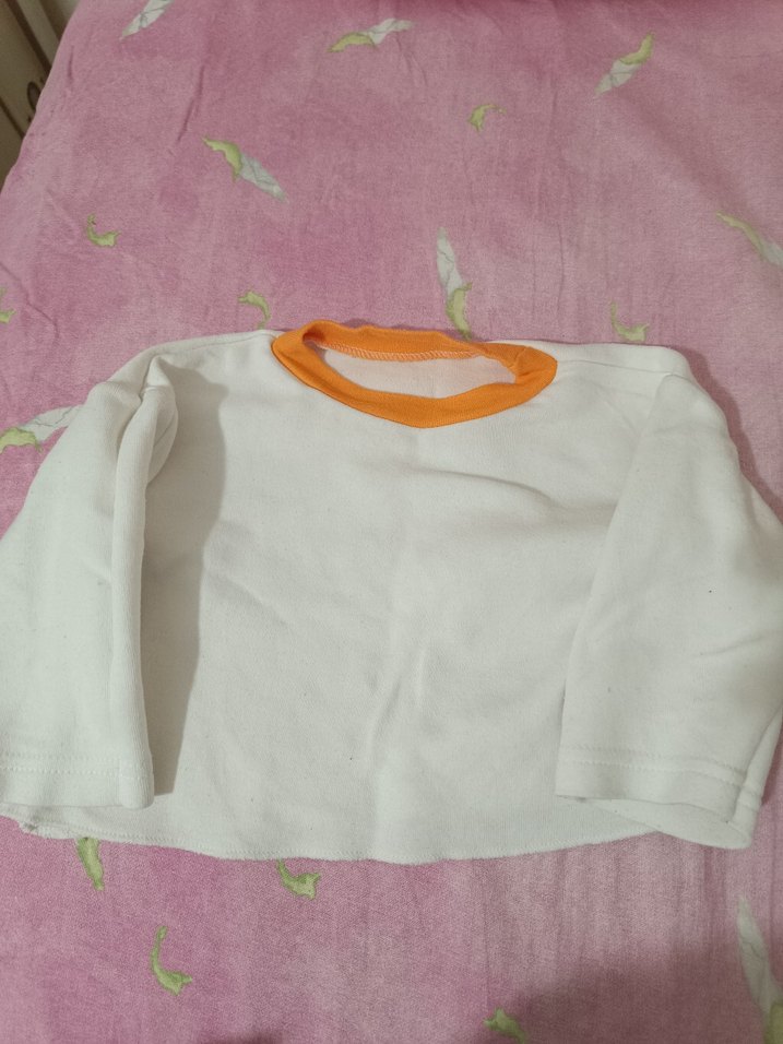 Turuncu Yaka Detaylı Beyaz Çocuk Pijama - Görsel 2