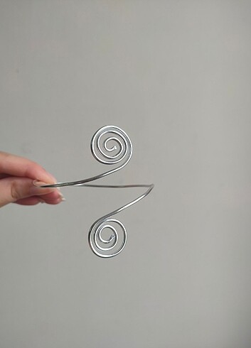 Spiral kol aksesuarı 