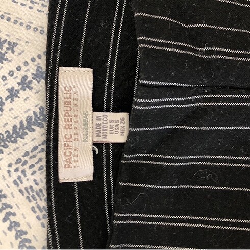 s Beden Pull and bear ispanyol paça çizgili pantolon