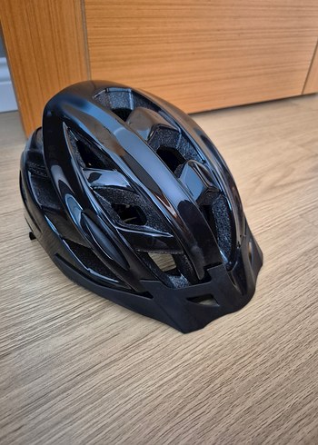 Kilitli Siyah Bisiklet Kaskı - Görsel 5