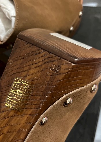 Deri Toka Detaylı Kahverengi Kadın Platform Terlik - Görsel 3