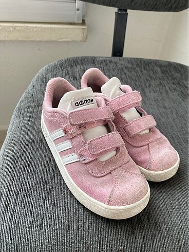 Adidas kız çocuk ayakkabı