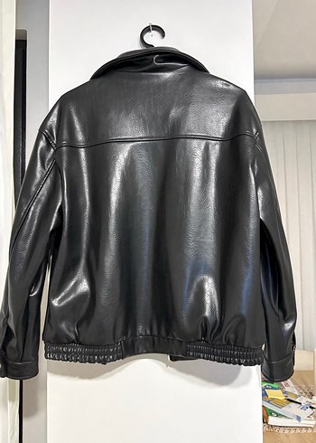 Siyah Deri Kadın Ceket - Görsel 4
