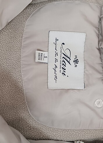 Zara Mont