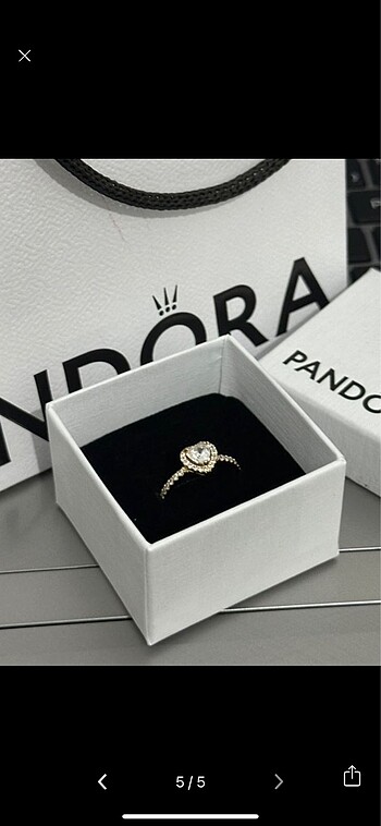 Pandora yüzük