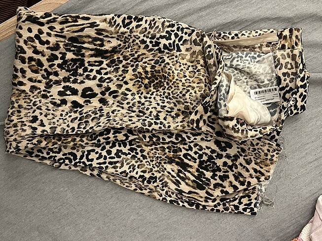 Zara Zara leopar pantolon