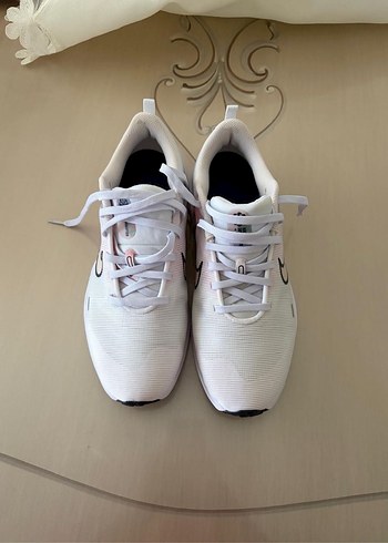 Nike koşu ayakkabısı
