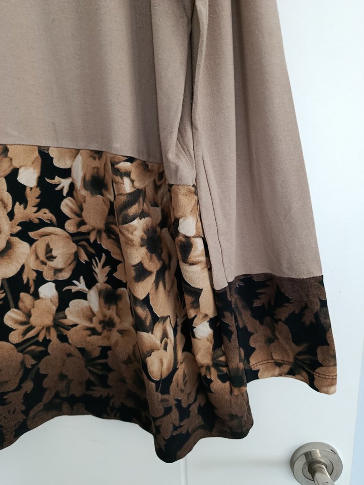 Bej Çiçek Desenli Uzun Kollu Kadın Bluz - Görsel 3