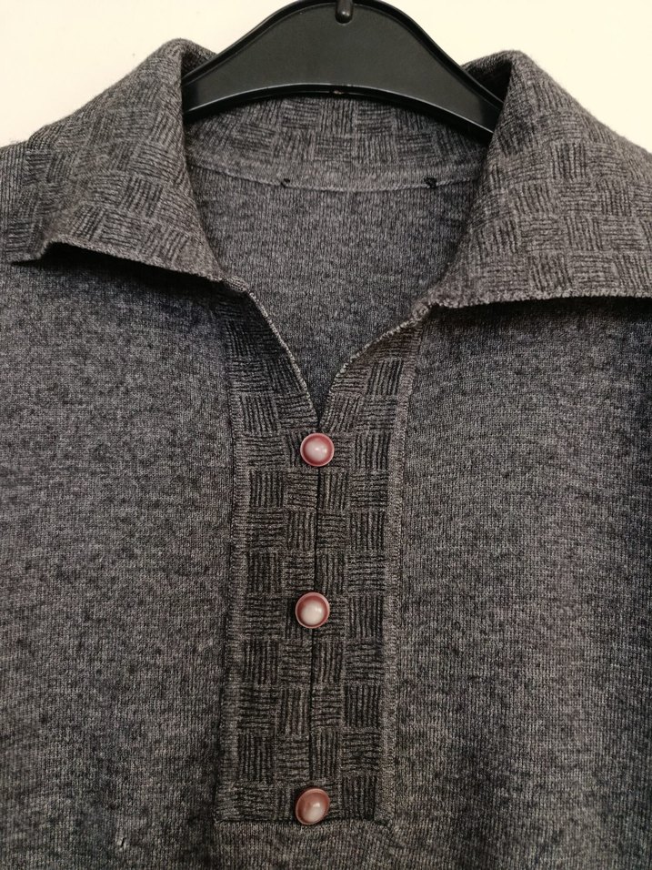 Gri Düğmeli Yün Kadın Kazak - Görsel 4