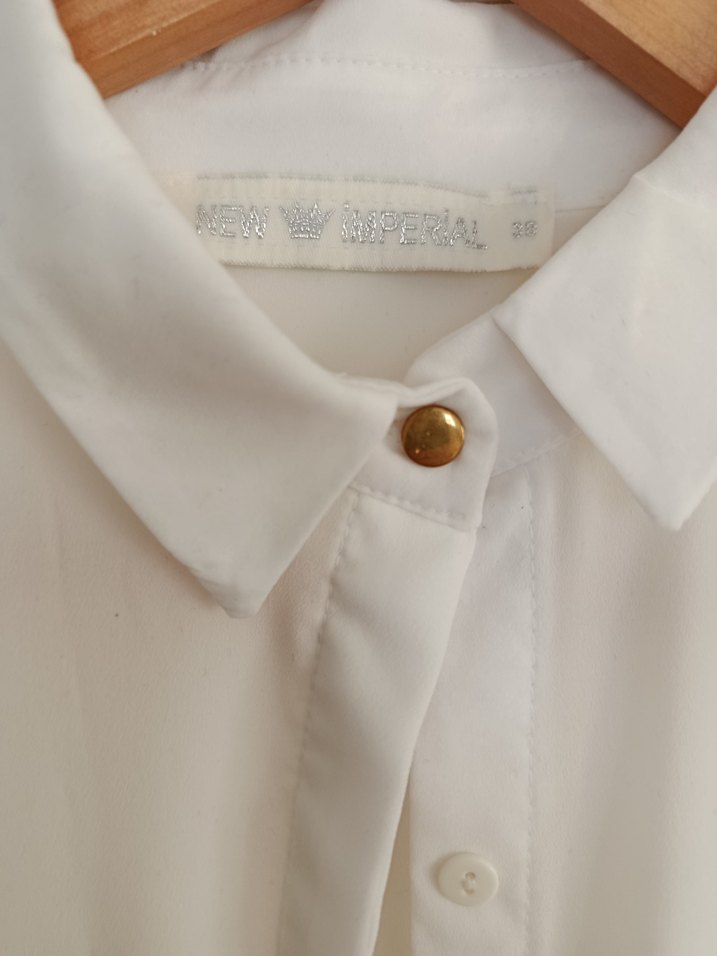 Düğmeli, Uzun Kollu Beyaz Baskılı Kadın Gömlek - Görsel 4