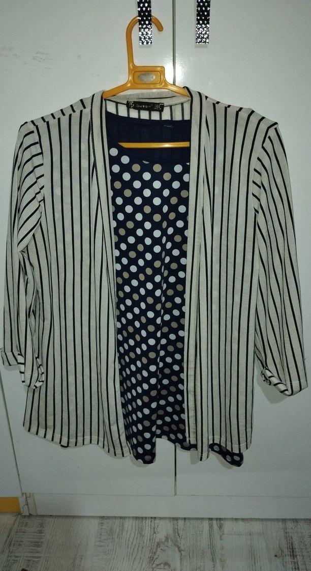 Lacivert Puantiyeli Tişörtü - Görsel 2