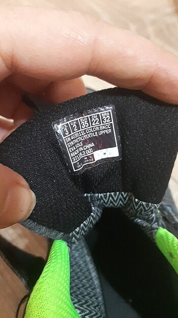 35 Beden Skechers