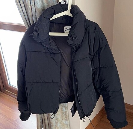 Zara mont