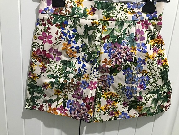 xs Beden Zara etiketli şort