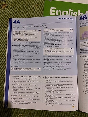  Beden Renk English File Intermediate kitap