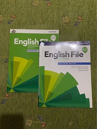  English File Intermediate kitap