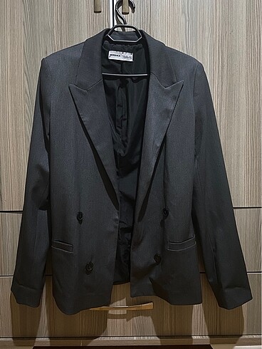 s Beden siyah Renk Bershka slim fit dökümlü blazer