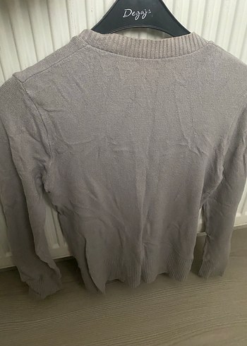 Gri Düğmeli V Yaka Kadın Hırka - Görsel 2