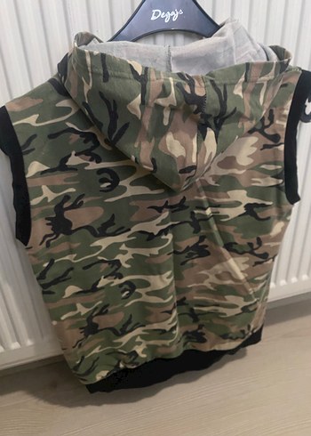 Erkek Çocuk Kamuflaj Fermuarlı Kapüşonlu Yelek - Görsel 2