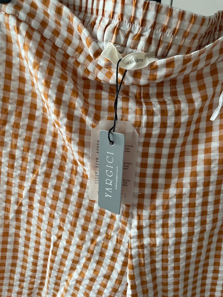 Yargıcı etiketli şort - Görsel 3