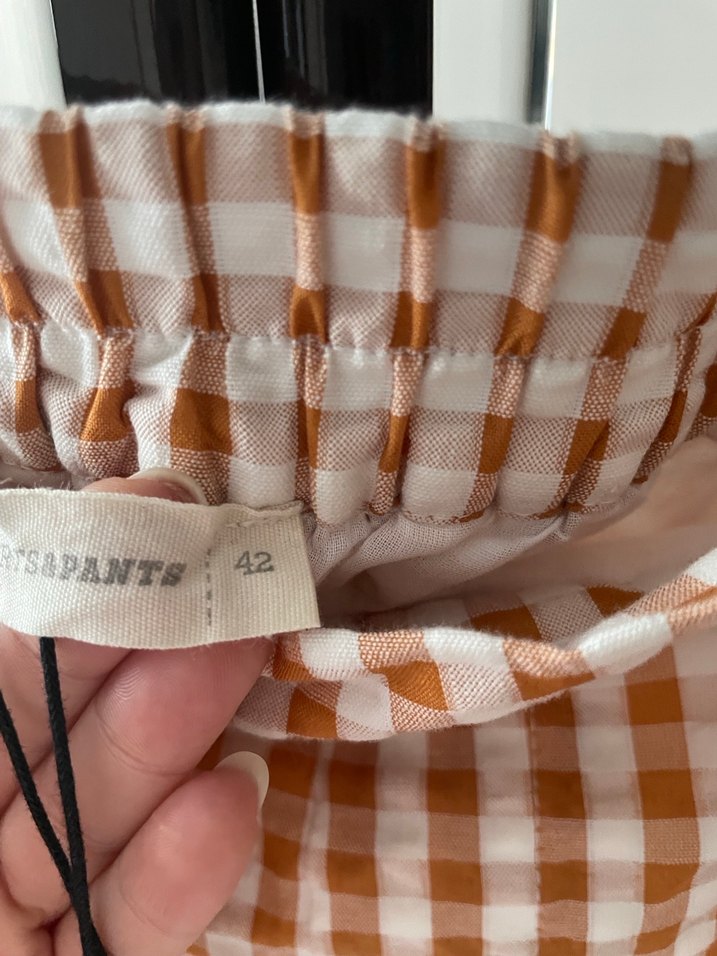 Yargıcı etiketli şort - Görsel 2